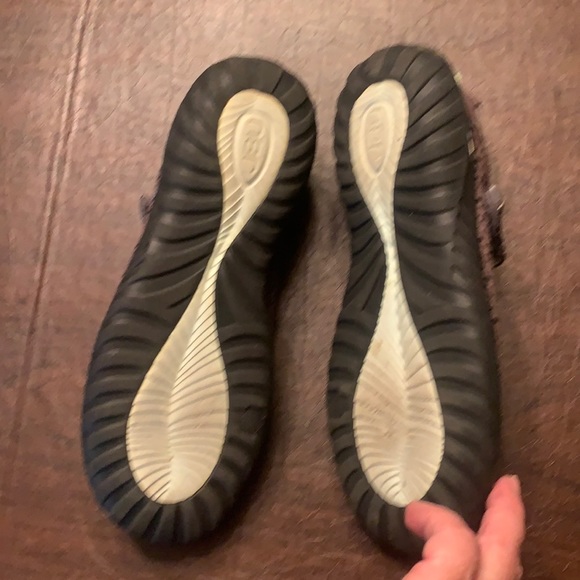 JBU Brown Metallic Mary Jane’s.  Size Women’s 8. - Picture 4 of 8